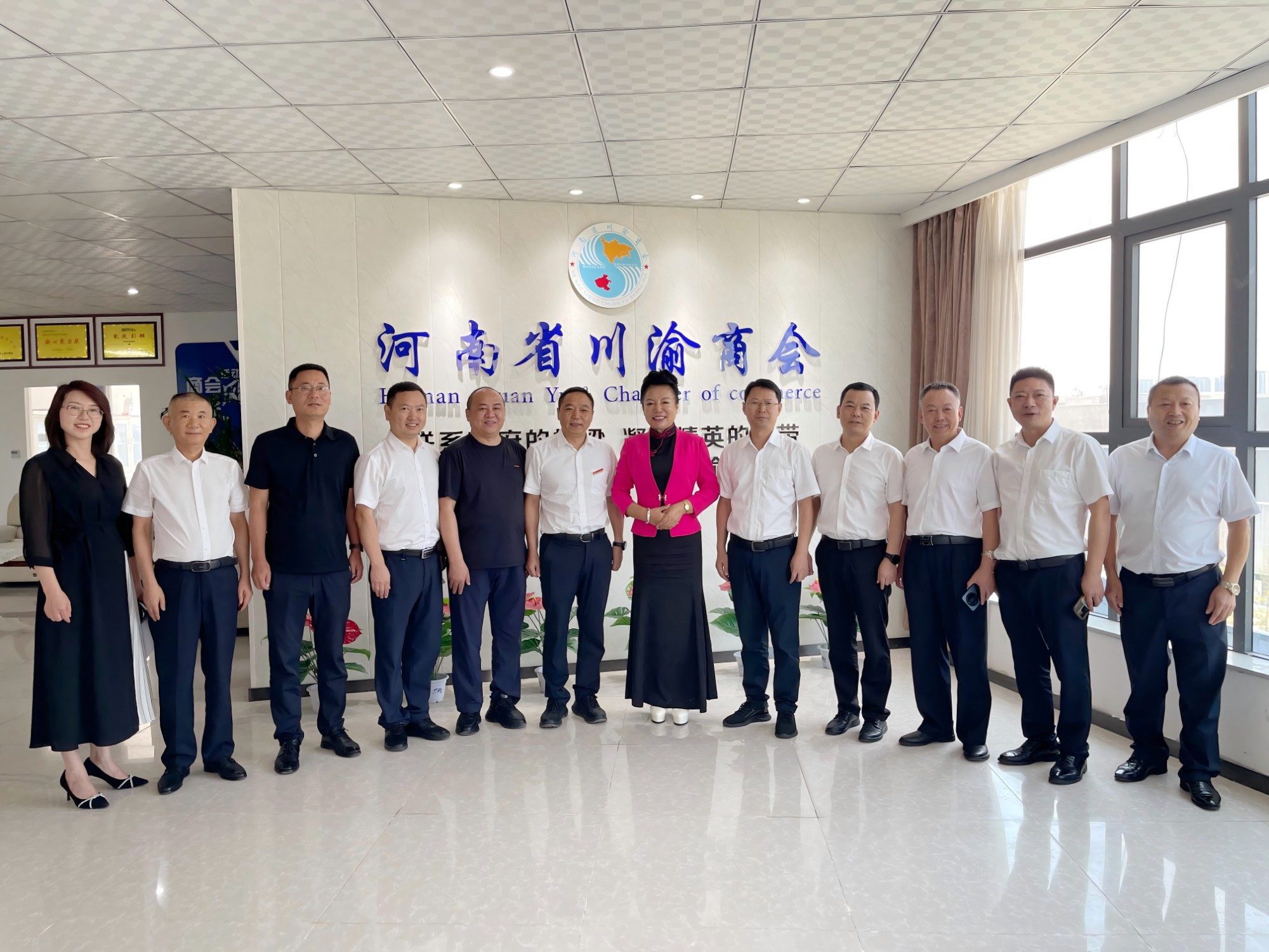 四川省广元市利州区区委书记张勋图一行来河南省川渝商会学习交流工作