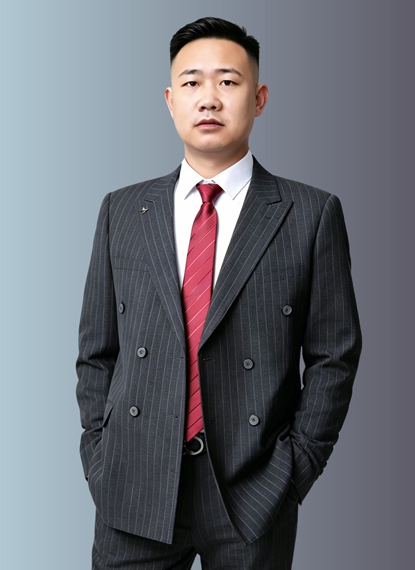 李龙